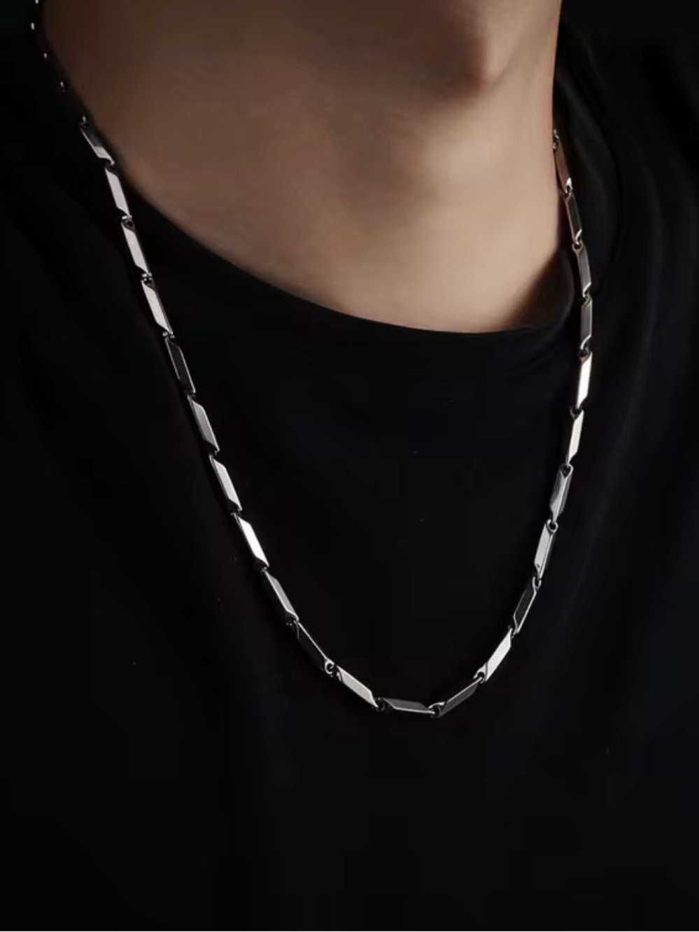 Minimalist Silver Link Necklace -